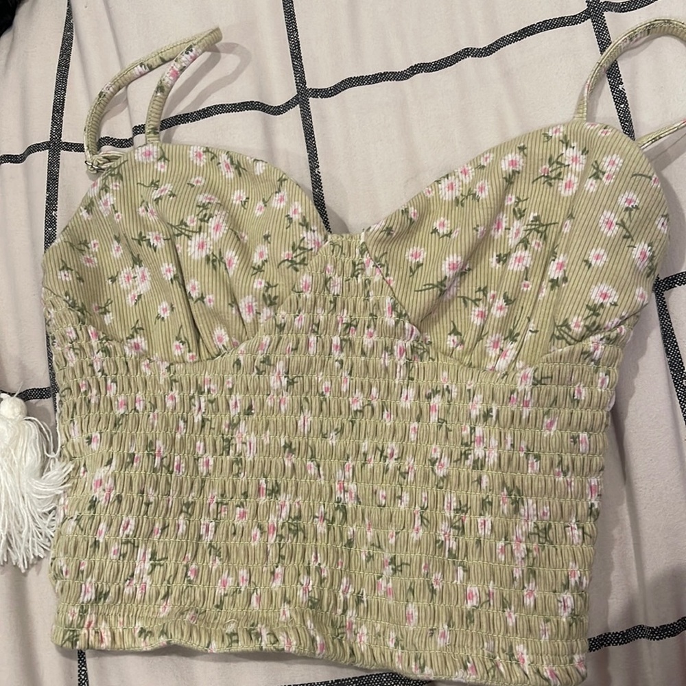 floral cropped top